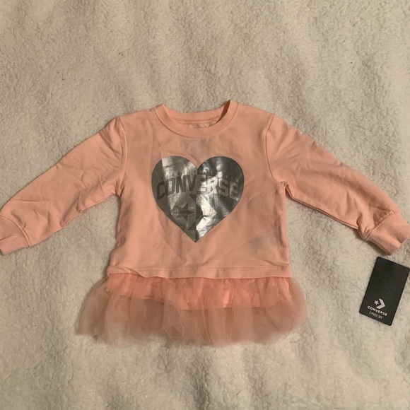 Converse 2 Piece Outfit - Picture 3 of 16